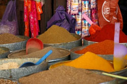 souk d'épices au Maroc