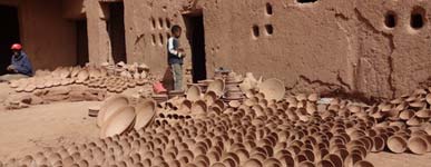 poterie de Tamgrout au Maroc